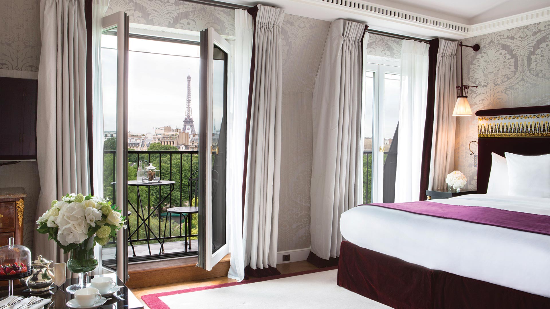 La Réserve Paris  5 Star Luxury Hotel & Spa in Paris